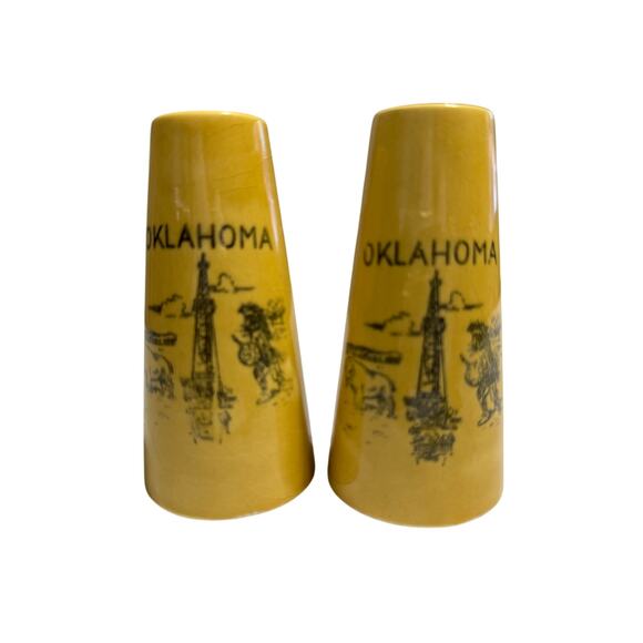 Vintage Oklahoma Salt and Pepper Shakers Made in Japan - Picture 1 of 8